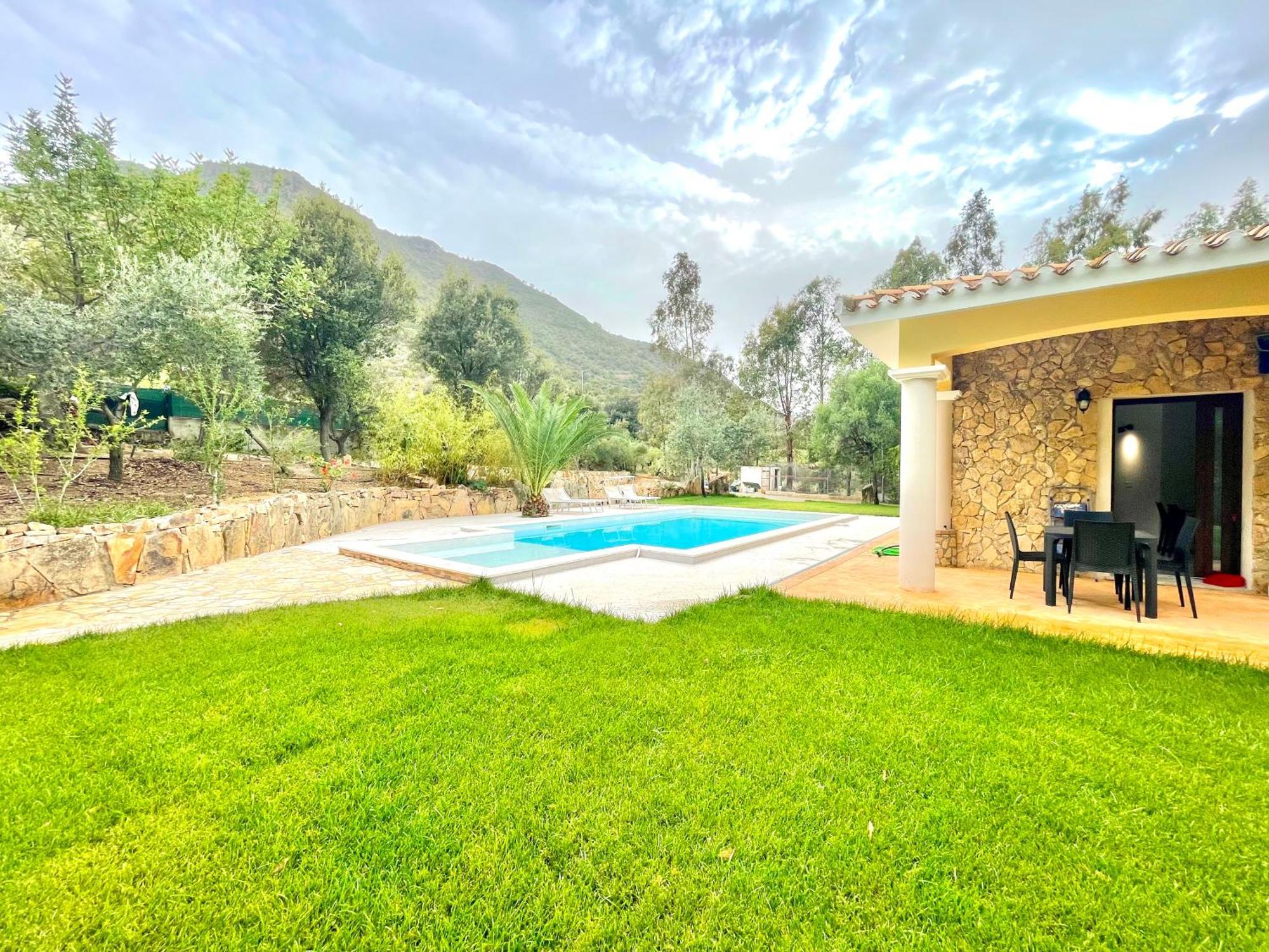 Villa With Pool Cardedu Exterior foto